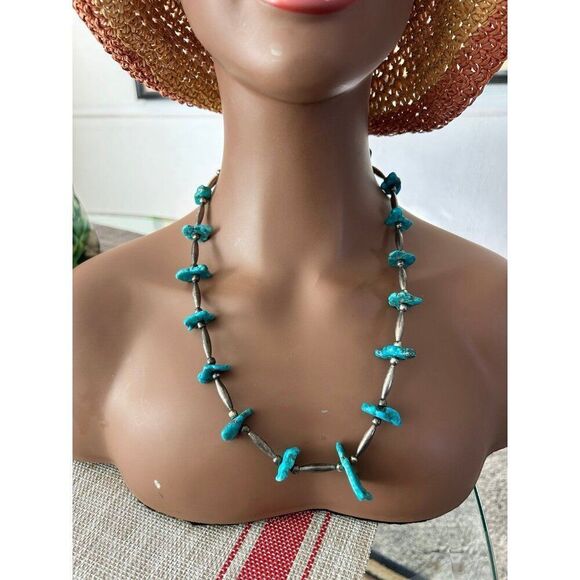 Native American Flat Turquoise Necklace - Picture 7 of 7